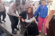 Bhabinkamtibmas Muara Angke laksanakan Pelayanan dan Pengamanan Para Wisatawan