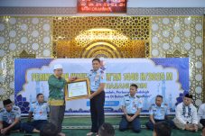 Danlanud Sultan Hasanuddin Bersama Prajurit Ikut Hadiri Nuzulul Quran