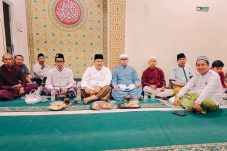 Buka Puasa Bersama, Warga Vila Mutiara Setu Diganjar Banyak Pujian