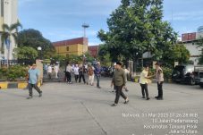 Pada saat Sholat Idul Fitri Polres Pelabuhan Tanjung Priok siapkan 100 Personel