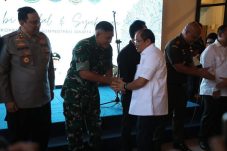 Halal bi halal menjaga kekompakan dan silahturahmi