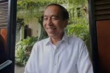 4 orang akan di laporkan Jokowi terkait isu ijazah palsu