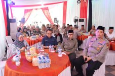 Masjid Baitul Muslimin di Pelabuhan Tanjung Priok rampung di renovasi
