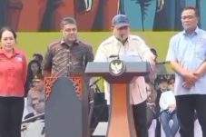 Ribuan Buruh Apresiasi Presiden Prabowo ada di tengah-tengah May Day di Monas