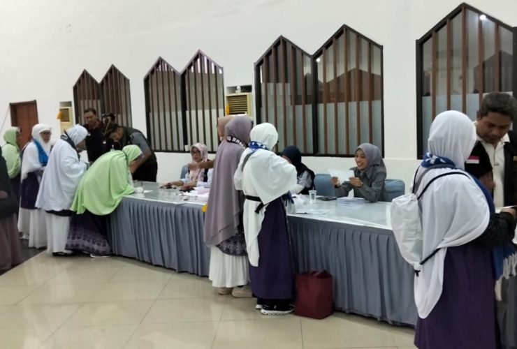 Kloter Terahir Calon Jamaah Haji Jakarta Utara Menuju Tanah Suci
