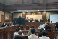 Kasus Tom Lembong ” keterangan saksi menyatakan bahwa INKOPPOL dapat arahan Presiden