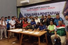 Jumhur Hidayat ajak serikat buruh berpartisipasi menyempurnakan UU Ketenagakerjaan yang baru