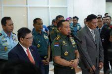 Hadapi dinamika Geopolitik Panglima TNI hadiri raker dengan komisi I DPR RI