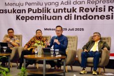 Wamendagri Menegaskan Proses Revisi Undang-Undang Pemilu Perlu Serap Semua Masukan