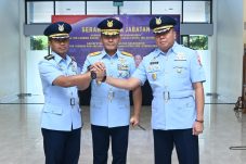 Danlanud Sultan Hasanuddin titip pesan pada Kadislog dan Kadispotdirga yang baru saja di lantik