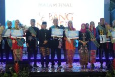 Abang None 2025 Kepulauan Seribu di nobatkan pada pasangan Faruqi dan Jiselle