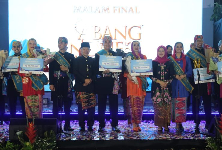Abang None 2025 Kepulauan Seribu di nobatkan pada pasangan Faruqi dan Jiselle