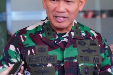 42 Perwira Tinggi TNI di rotasi dan mutasi