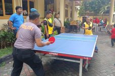 Anggota Polsek Kemayoran dan Bhayangkari Meriahkan HUT ke-80 RI dengan Lomba