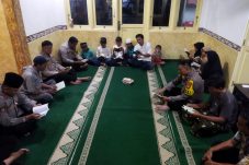 Doa bersama Anak Yatim di Polsek Kemayoran, harapan aksi Demo berjalan kondusif