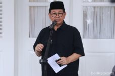 Instruksi kerja dari rumah atau Work From Home (WFH) di cabut Hari ini oleh Gubernur