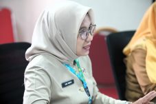 Pemerintah Kota Adm Jakarta Barat membuka rekrutmen PJLP sebanyak 134 orang untuk layanan kesehatan