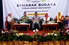 Betawi “suku bangsa Indonesia memiliki kekerabatan etnis Melayu Sunda dan Jawa Sejarah