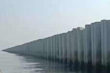 Timbulkan kekecewaan Nelayan , pagar beton 3 kilometer minta di bongkar