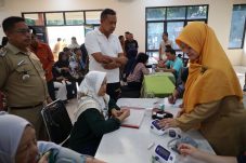 Bentuk perhatian pemerintah, kini driver ojol dapat Kartu Keluarga Sejahtera