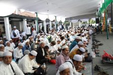 Jajaran Forkopimko Jakarta Utara Hadiri Maulid Nabi di Masjid Luar Batang