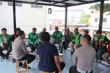 Jalin silahturahmi Polres Priok ajak ngopi Komunitas ojol