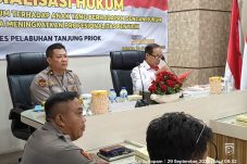 Penegakan hukum terhadap anak tidak boleh semata-mata bersifat represif