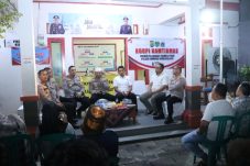 Dengarkan aspirasi warga, Kapolres ngopi bareng warga Muara Angke