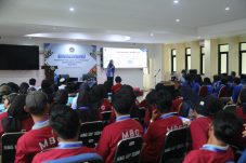 Dengan Bimtek penjamah makanan dapat memahami menjaga kualitas dan keamanan pangan