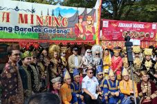 Andre Rosiade ” Rendang bukan sekedar kuliner tapi simbol gotong royong