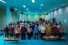 Pemkot Tangsel Gairahkan UMKM Lewat Bantuan Modal dan Sertifikasi Halal Gratis