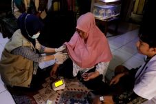 Kisah Warga Tangsel Terbantu Program Ngider Sehat, Beri Layanan Kesehatan Sejak dari Rumah