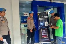 Perkuat Pengawasan Propam, Kapolri: Masyarakat Kini Bisa Laporkan Polisi Nakal Lewat Barcode