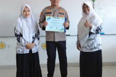 Teacher’s Day 2025: Orang Tua Turun Mengajar, AKBP Supriadi Isi Materi Stop Bullying
