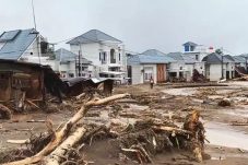 Cuaca Ekstrem di Padang akibatkan Banjir Bandang dan Longsor