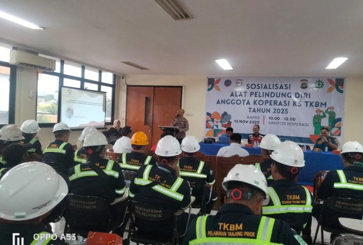 Tingkatkan Budaya K3 Koperasi Karya Sejahtera Tkbm Pelabuhan Tanjung Priok Menggelar Sosialisasi APD