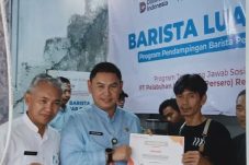 Warga Kecamatan Cilincing Apresiasi mendapat Pelatihan Barista Luar Biasa
