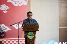 Harris Bobihoe ajak anak muda melek Politik