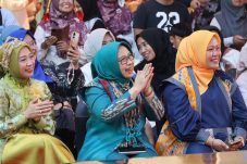 Meriahkan BCFM 2025 , TP PKK unjuk gigi ikuti Fashion Show
