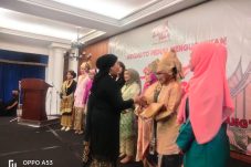 Kumpulkan donasi untuk korban bencana Sumatera Indo Jalito Jakarta dalam momen Peringati Hari Ibu