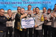 Sinergi Polres Metro Tangerang Kota dan Dewa United Hadirkan Ojol Mart untuk Dukung Kamtibmas