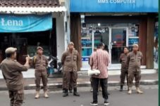 Jalur evakuasi masih di pakai untuk pedagang, Satpol PP Tangerang Kota akan tindak tegas dan gelar Sidang Tipiring