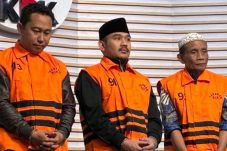 Ade Kuswara minta maaf ke masyarakat Kabupaten Bekasi setelah di tetapkan sebagai tersangka