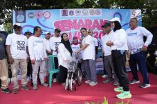 Sekko Jakarta Utara Iyan hadiri peringatan Hari Ibu di Waduk Rawa Badak.