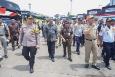 Jelang Libur Nataru, Forkopimko Jakut Pantau Pemeriksaan Kesehatan dan Tes Urine di Terminal Tanjung Priok