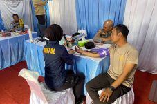 Jaga Kesiapan Personel, Pemeriksaan Kesehatan Digelar di Pospam Nataru Polsek Tambora