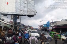 Sehari sebelum Perayaan Natal ke arah Puncak Bogor Macet Berjam-jam