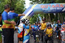 Walikota Jakarta Utara Lepas Peserta Fanbike Gobar LSR Sejauh 15 km
