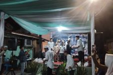 Kampung Peduli ajak isi akhir tahun dengan sholawat dan doa
