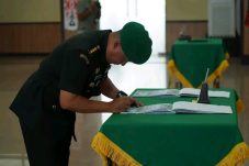 Pangdam Kasuari Pimpin Sertijab Kaajendam : Tekankan Profesionalisme dan Kepemimpinan Humanis